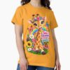 giraffe — graphic tee