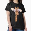 Cute Giraffe With Pink Round Shaped Glasses — graphic tee